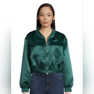 Madden NYC Cropped Satin Bomber Jacket. Sz Sm. 17" Pit To Pit. 15" Zipper.